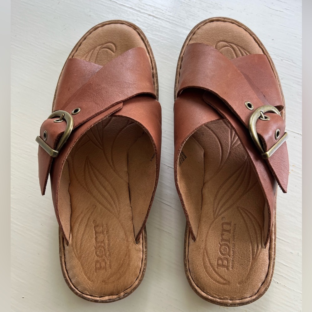 Born women’s sandals. Very comfortable.